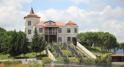Adnan Menderes Demokrasi Müzesi yıl dönümünde kapalı tutuldu