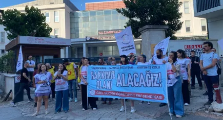 Öğretmenlik Meslek Kanunu için İzmir’de Eğitim Nöbeti başlatıldı
