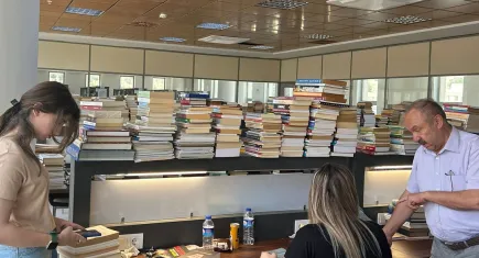 Prof. Dr. Mehmet Çelik’ten eğitime büyük destek