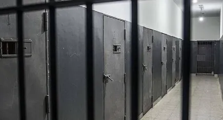 Hekimler mahpusların açlık grevlerine dikkat çekti