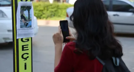 Daha önce böyle ilan görülmedi:Şerefsizdir, gördüğünüz yerde suratına tükürün!
