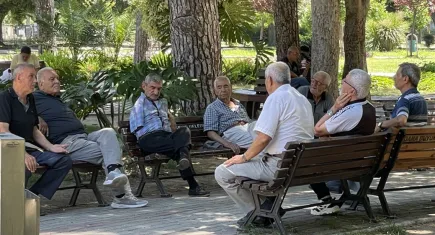 Adana yanıyor: Termometreler 44 dereceye ulaştı