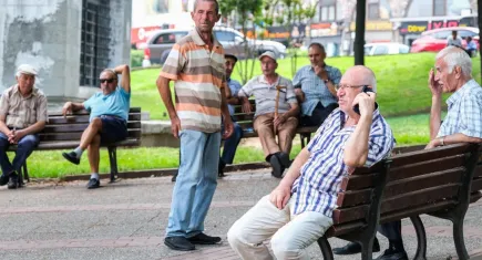 Emekliler sağlıkta katkı payı muafiyeti istiyor!