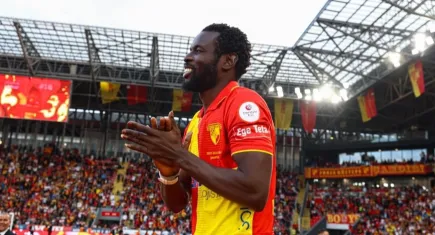 Göztepe’de Lasse Nielsen ve Mame Diouf yolcu