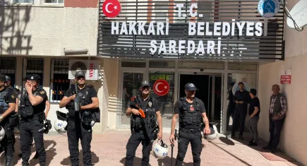 Hakkari Belediyesi'ne kayyum atandı