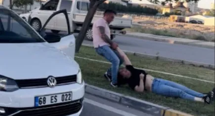 Aksaray'da dehşet: Ağlayan kadını sürükleye sürükleye araca götürdü
