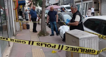 5. kattan düşen 2 yaşındaki kız çocuğu hayatını kaybetti: Anne, hastanede sinir krizi geçirdi!