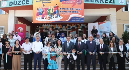 Düzce’de el emeği göz nuru eserler sergilendi