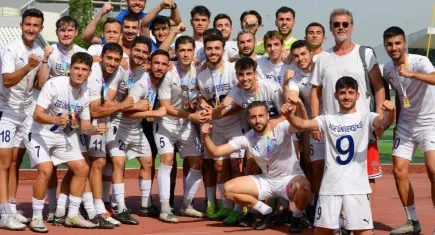 Ege Üniversitesi futbolda Türkiye şampiyonu oldu