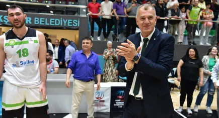 Manisa Büyükşehir Belediyespor'da yaprak dökümü