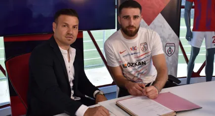 Altınordu, transfere devam ediyor