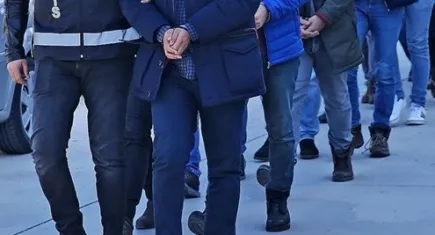 İzmir haber: FETÖ'nün TSK yapılanmasına operasyon