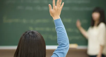Özel sektör öğretmenleri hak arayışında: Taban maaş hemen!