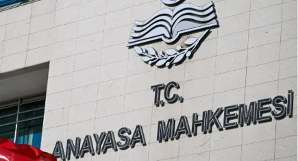 Rektörlerin doğrudan Cumhurbaşkanı tarafından atanması kararı iptal edildi!
