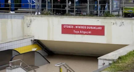 Ankara'da sağanak sele döndü: Metro seferleri durduruldu