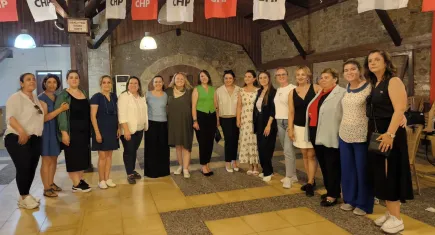 CHP Kadın Kolları İzmir’de iki ilçe başkanını daha seçti