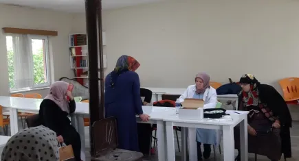 Düzce'de sağlık ekipleri köylünün ayağına gidiyor 