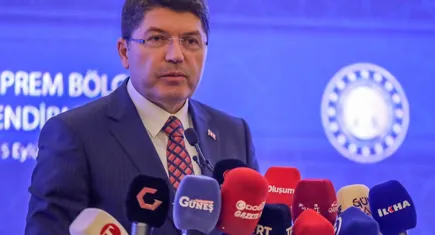 Bakan Tunç: Gerçeğe aykırı iddia ve paylaşımlar için resen soruşturma başlatıldı