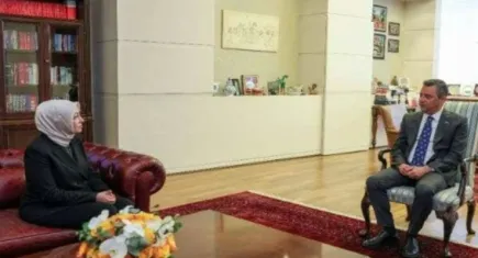 Ayşe Ateş CHP lideri Özel ile görüşüyor