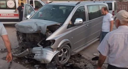 Bilecik'te trafik kazası: Ölü ve yaralılar var