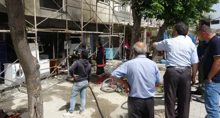 Kütahya'da elektronik eşya tamir dükkanında yangın paniği
