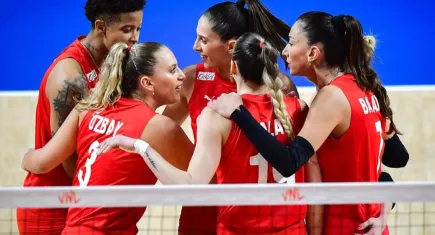 Filenin Sultanları Dominik Cumhuriyeti'ni 3-1 yendi