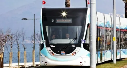 Konak Tramvayı’nda Göztepe kutlamaları nedeniyle geçici düzenleme