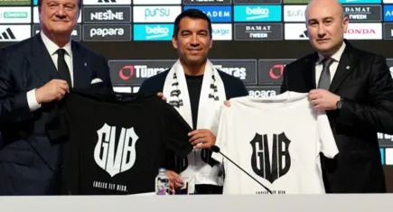 Beşiktaş'ın yeni teknik direktörü Giovanni van Bronckhosrt oldu