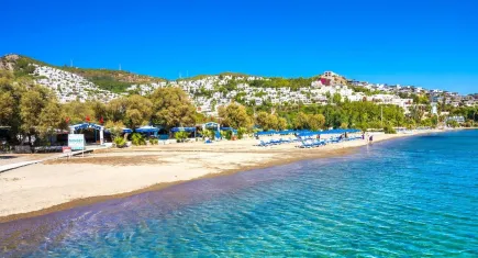 Bodrum'a akın akın  yerli turist gelmeye başladı!