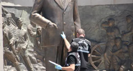 Kayseri Valiliği'nden Atatürk heykeline yapılan saldırı ile ilgili açıklama