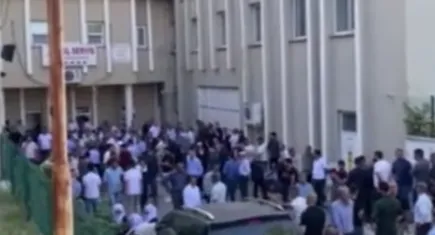İki aracın çarpıştığı kazada AK Parti Belde Başkanı hayatını kaybetti