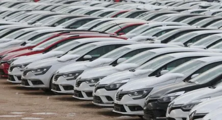 İkinci el otomobilde yaprak kımıldamıyor