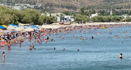 Sahillere akın ettiler
