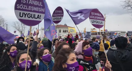 EŞİK kadın mücadelesi için dayanışmaya davet ediyor