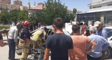 Ankara'da trafik kazası: Ölü ve yaralılar var