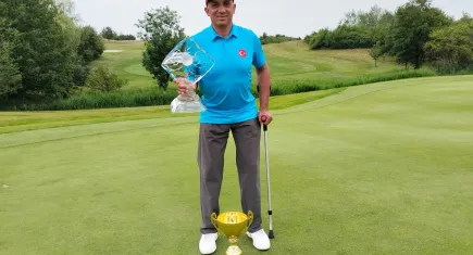 Mehmet Kazan Çekya’da şampiyon oldu