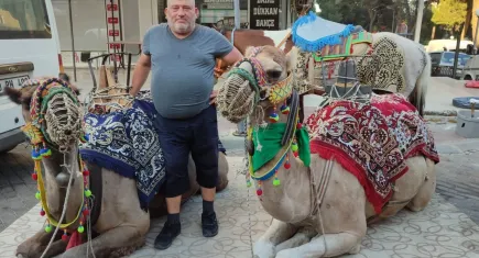 Yörük kültürünün sadık bekçisi: Raşit Durmaz ve develeri