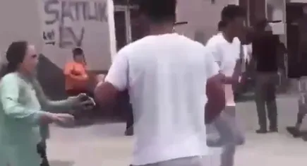 Adana'da boşanma aşamasındaki koca karısını ve ailesini vurdu