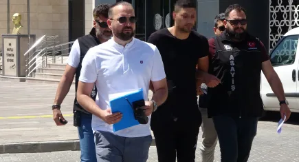 Çanakkale'de cinnet geçiren damat dehşet saçtı: Eşini ve ailesini bıçakladı