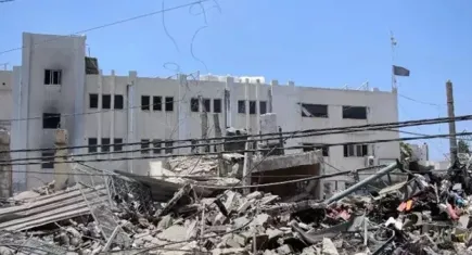 İsrail Gazze Şeridi’nde UNRWA’ya bağlı tesisi vurdu