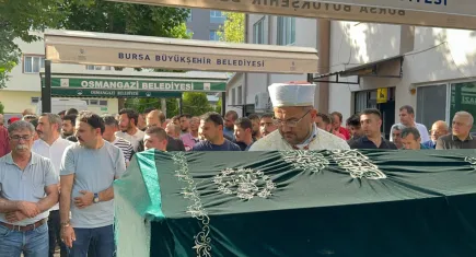 Bursa’da Jet skiden düşerek hayatını kaybeden genç kız toprağa verildi  