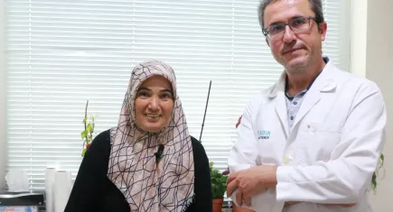 Ameliyat ile kapatıldıktan sonra tekrar oluşan kalp deliği bu kez ameliyatsız kapatıldı