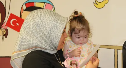 Doğduktan 1 gün sonra ameliyata alındı: 2 yıl sonra sağlığına kavuştu