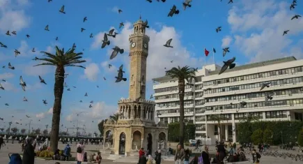 İzmir'de sanat rüzgârı: Temmuz ayında 10 farklı sergi gerçekleşecek