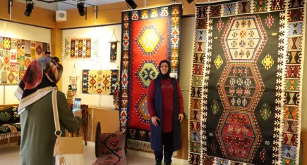 Sivas kilimi görücüye çıktı