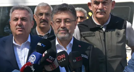 İzmir'deki yangınlar kontol altına alındı