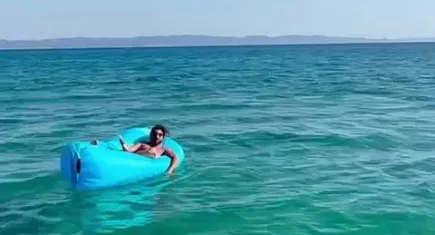 Deniz yatağında uyuya kaldı, 2 mil ötede bulundu!  Tekneyle son anda kurtarıldı
