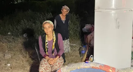 Ev sahibi 'size ev tuttum' diyerek taksiyle boş araziye attı! 3 kardeş sokakta kaldı