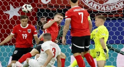 A Milli Futbol Takımı, Avrupa Şampiyonası'nda 3. kez çeyrek finalde