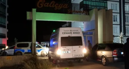 Asansör ile duvar arasında sıkışan kadın öldü